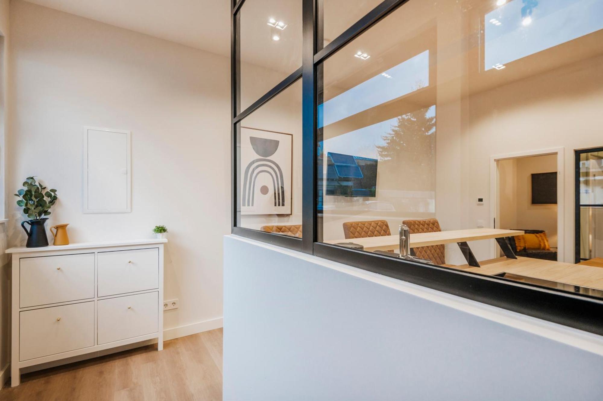 S331 - Luxurious Two Bedroom Duplex Apartment In Köln Eksteriør billede