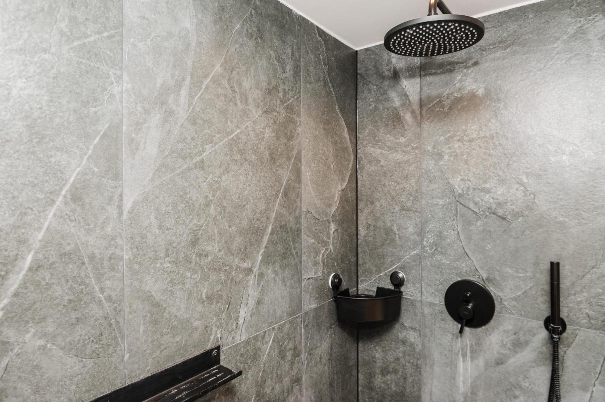 S331 - Luxurious Two Bedroom Duplex Apartment In Köln Eksteriør billede