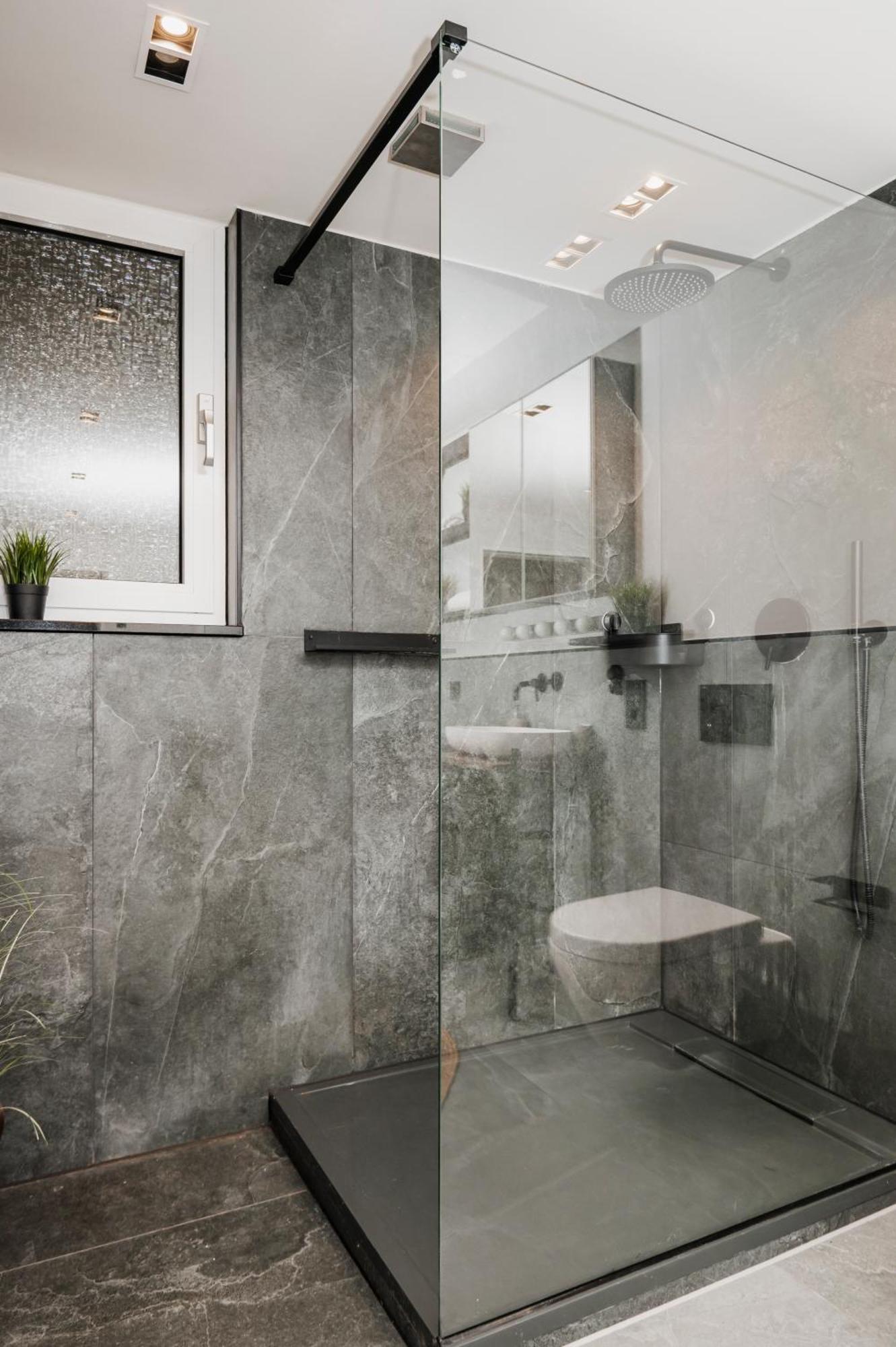 S331 - Luxurious Two Bedroom Duplex Apartment In Köln Eksteriør billede